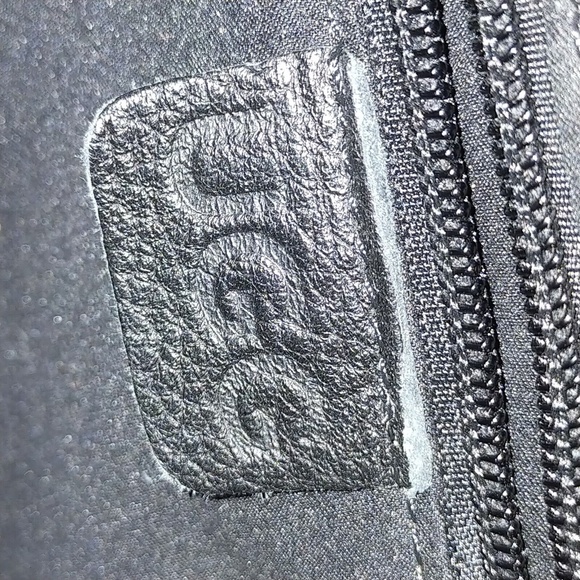 UGG BackPack Bag Black Leather - Picture 7 of 9